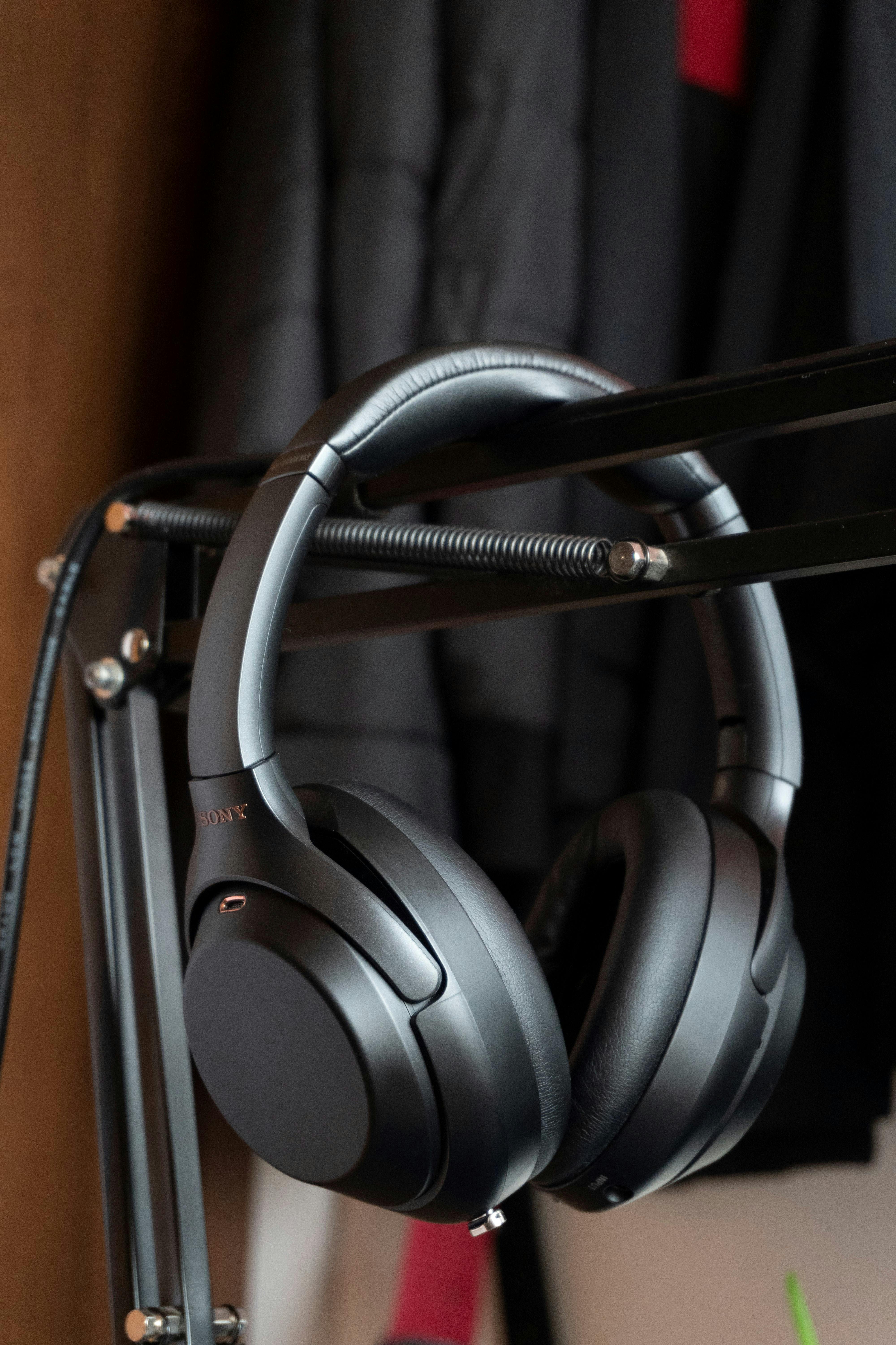 Sony WH-1000XM4 Wireless Noise-Cancelling Headphones